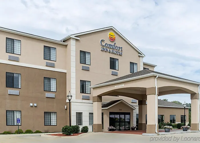 Comfort Inn & Suites Lawrence