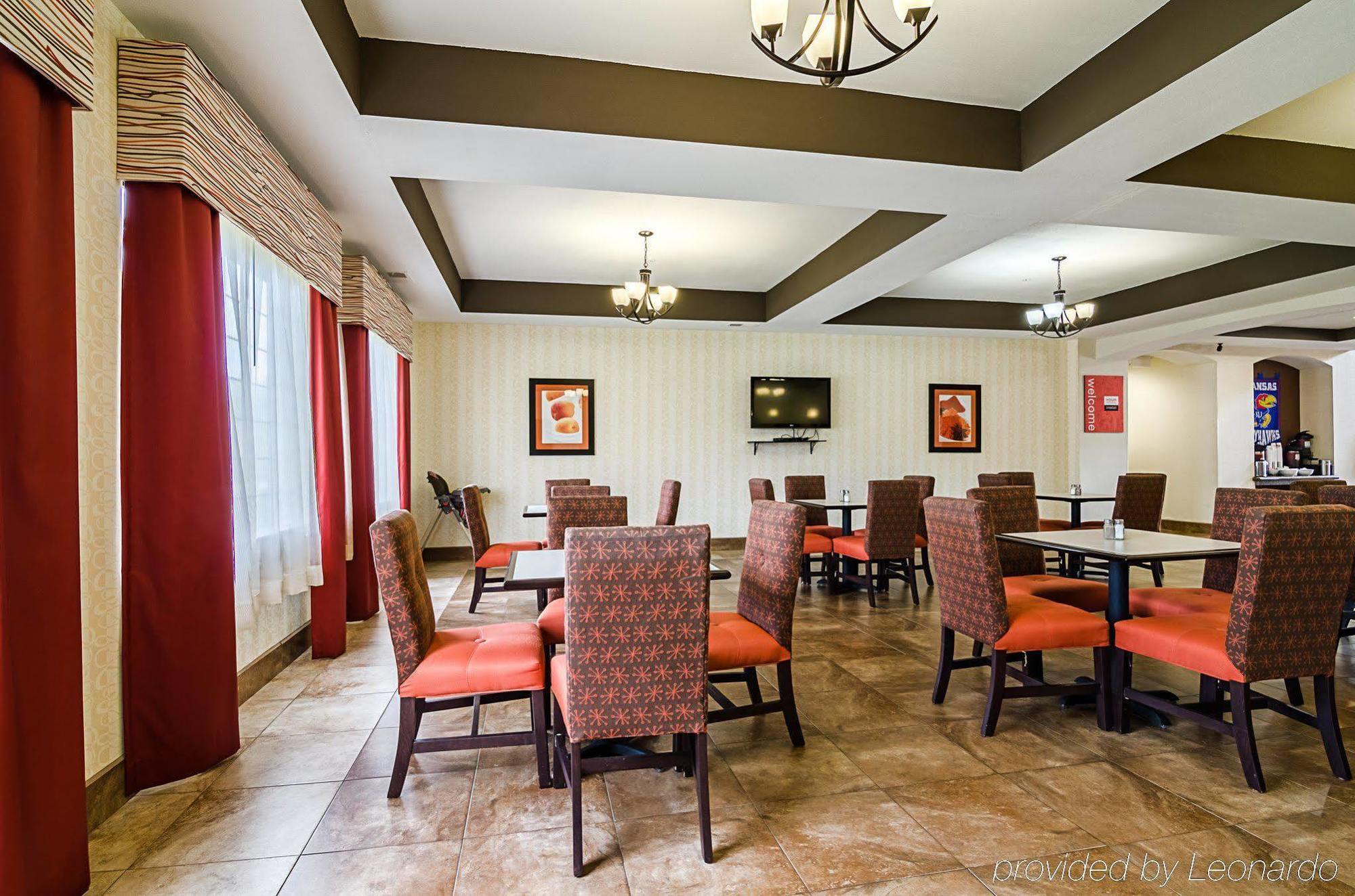 Hotel Comfort & - Area Lawrence